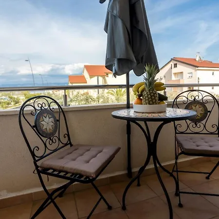 Apartman Fuer 3 Personen Ca 50 Qm In Porat, Kvarner Bucht Krk